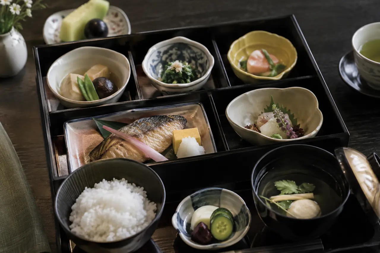 会席膳の例