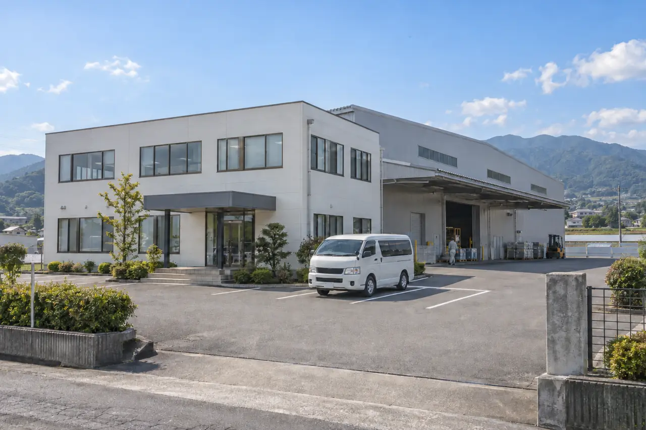 翠版印刷の本社と工場